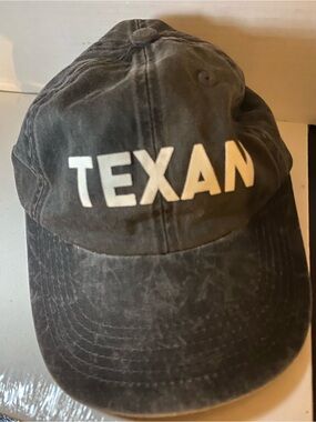 Black 'TEXAN' Logo Cotton Baseball Cap